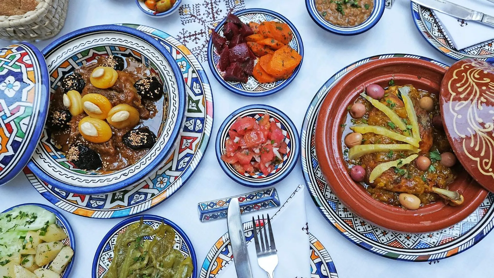 ***  Riad Alassala Fes Morocco